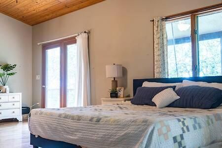 Cozy 2 Bedroom Cabin Nestled In Wooded Hideaway Monterey Exteriér fotografie